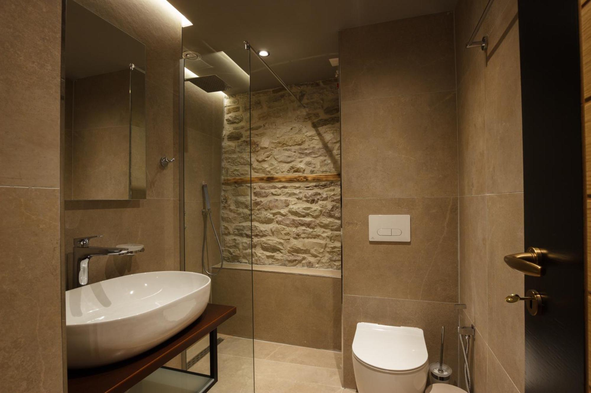 Furra Hotel Gjirokastër Buitenkant foto
